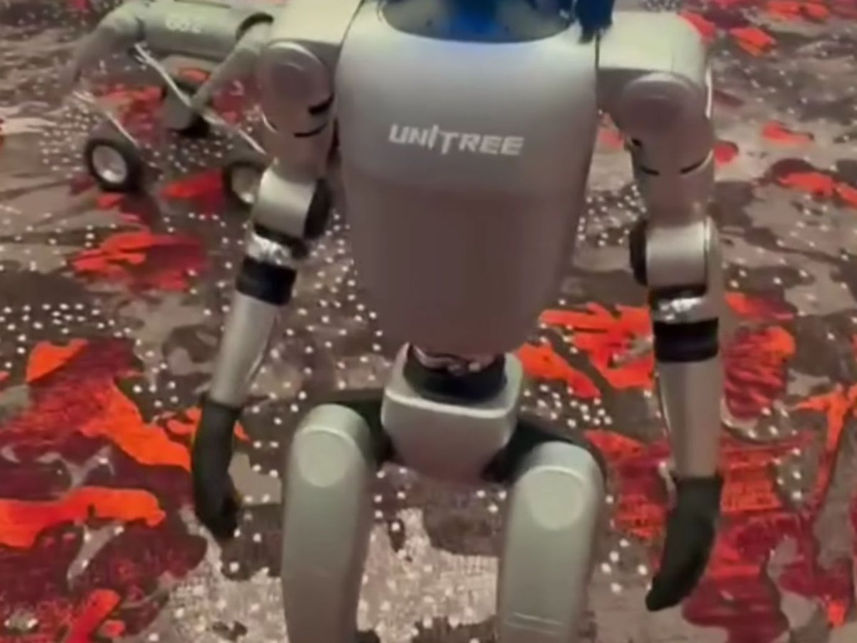Humanoider Roboter Unitree G1 auf einer Technikmesse, Sinnbild für den Börsengang des Herstellers Unitree 2026